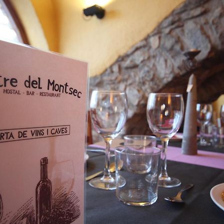 Hostal Centre Del Montsec Llimiana エクステリア 写真