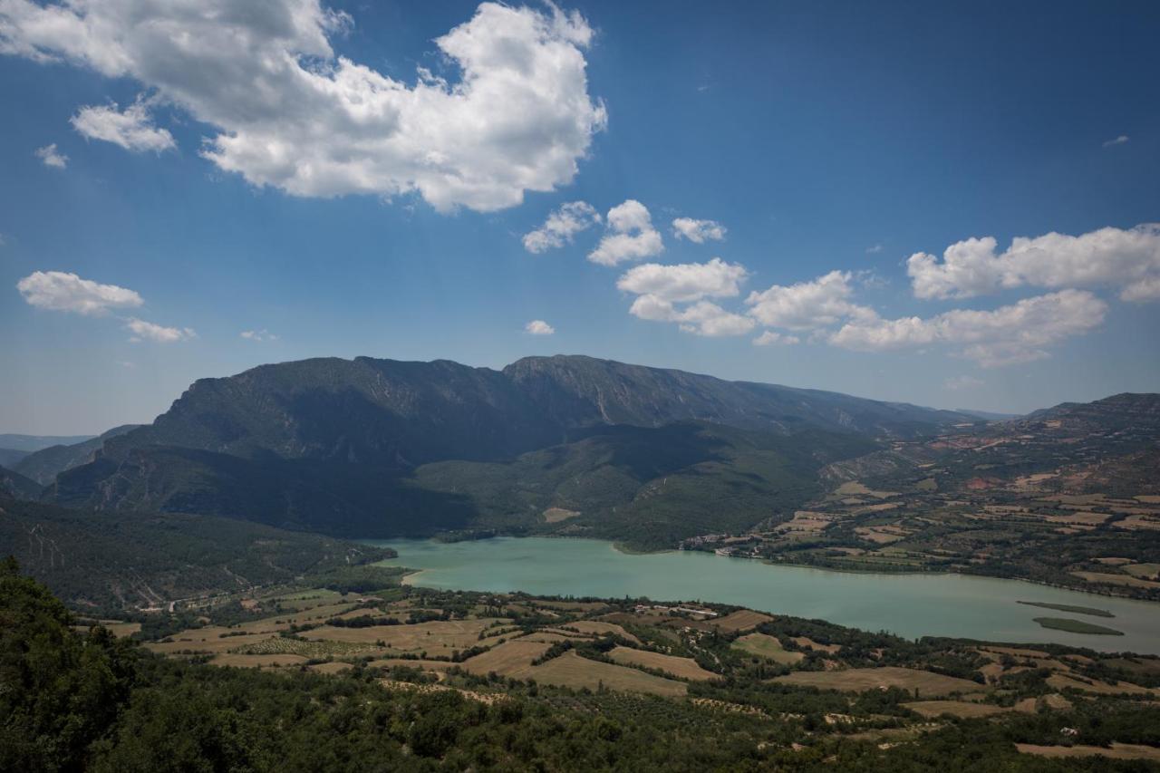 Hostal Centre Del Montsec Llimiana エクステリア 写真